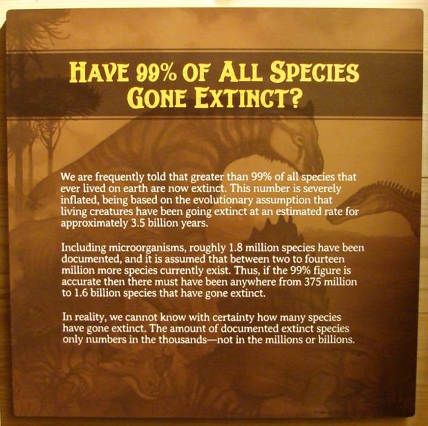 Figure 9. Misinformation on extinction. One of the first placards encountered on Deck One.